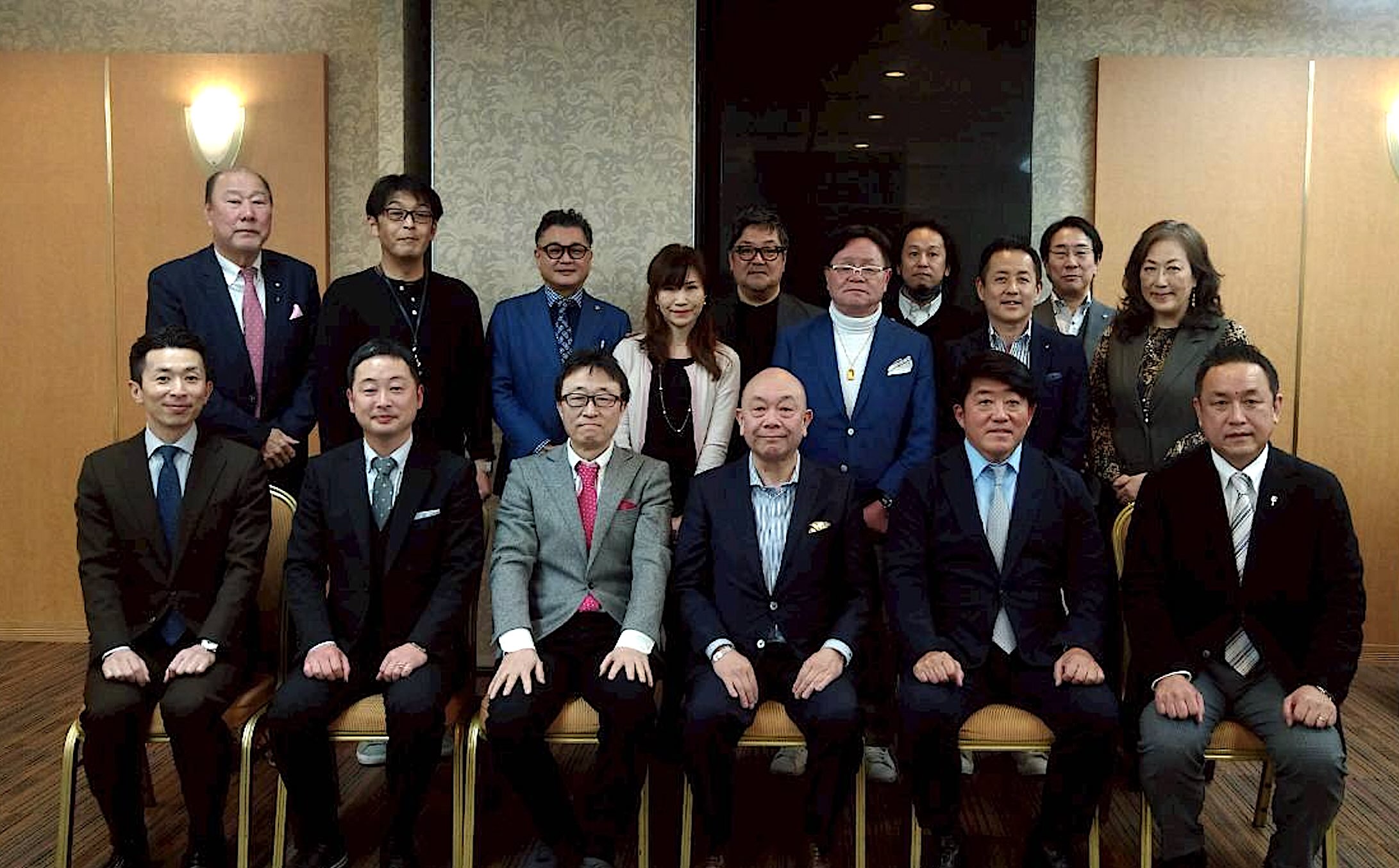 フォーラム後、リアル参加者による懇親会にて